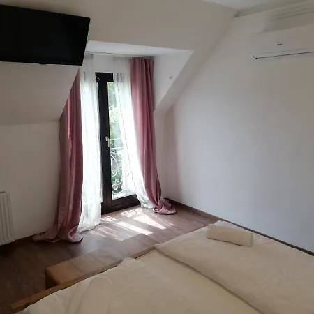 Bed and breakfast Levanda Panzió