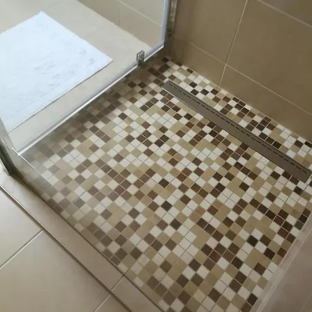 Levanda Panzio فندق مبيت وإفطار 3*