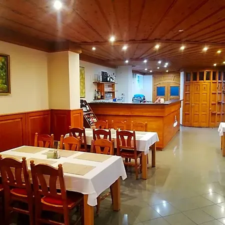 فندق مبيت وإفطار Levanda Panzio 3*