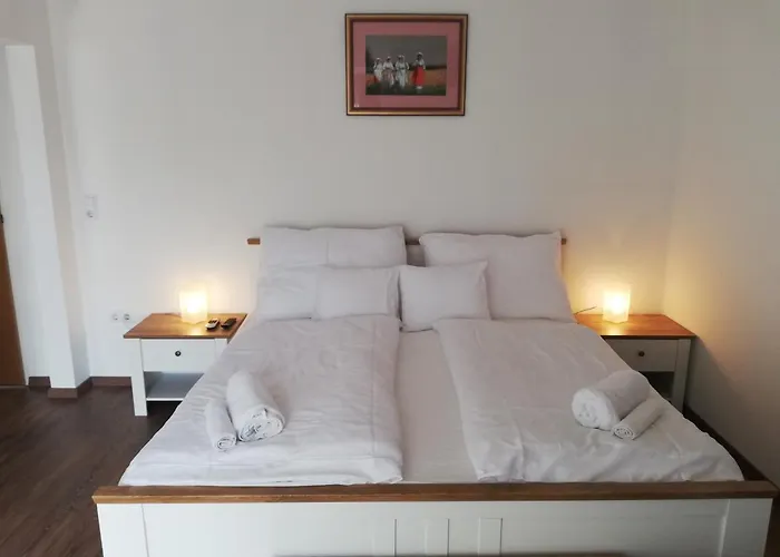 فندق مبيت وإفطار Levanda Panzio 3*