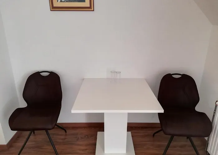 Levanda Panzio فندق مبيت وإفطار 3*